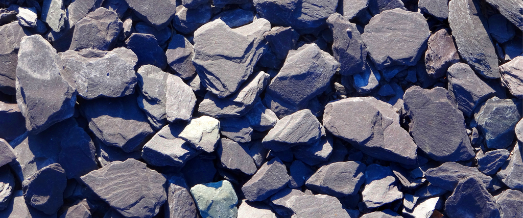 Quels sont les 5 inconvénients du paillage ardoise