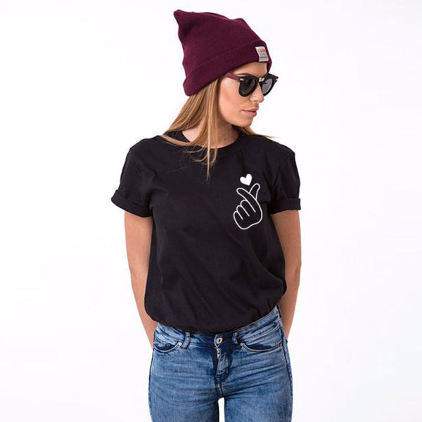 T-Shirt Couple Finger heart Noir