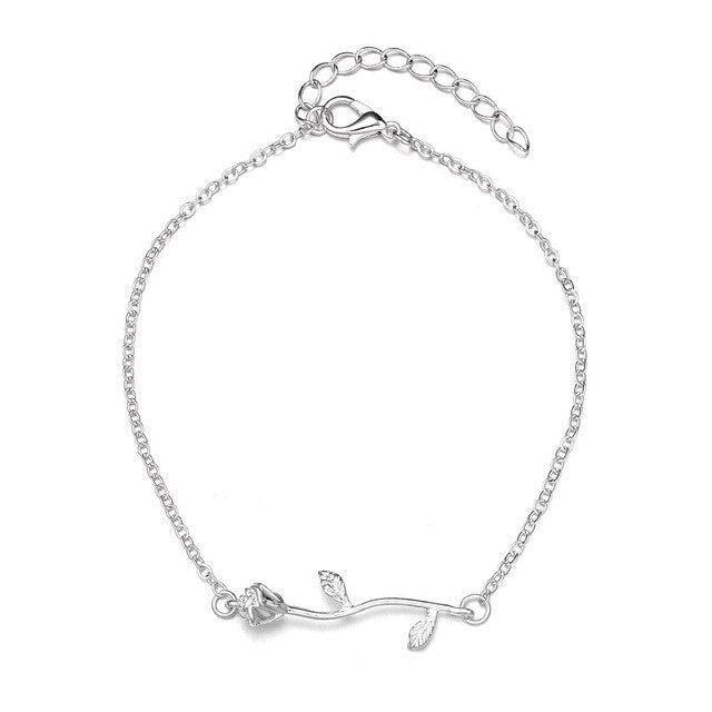 bracelet de cheville avec une rose